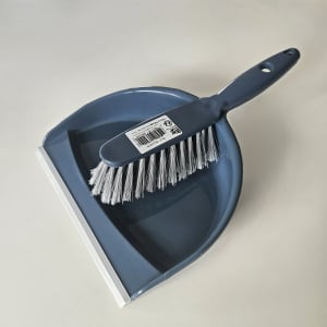 Dustpan with Brush – Car Cleaning Accessory